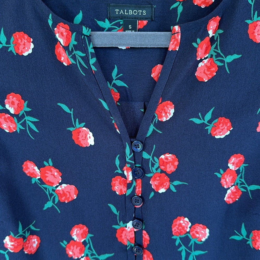 Talbots Raspberry Dressy Shell - Picture 3 of 4